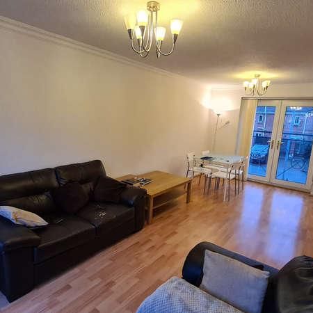 Old York Street, Hulme, Manchester, M15 - Photo 1