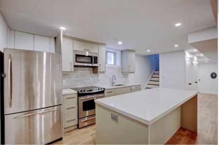For Lease - 136 Westside Drive Unit# Lower, Oakville, Ontario - Photo 3