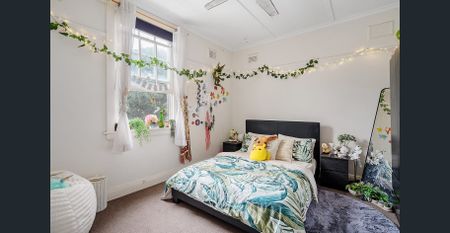 2-Bed Apartment in Camperdown - Photo 2