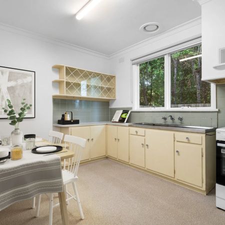 One Bedroom Unit in a Great Location! - Photo 3