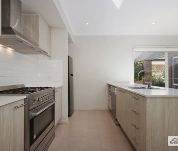 4 Bedroom Home Close to Shopping and Schools - Photo 5