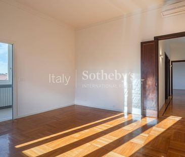 Ampio appartamento di rappresentanza in zona Porta Nuova - Photo 3