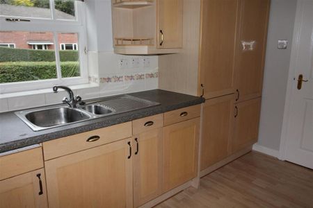 2 bedroom apartment to rent - Photo 5
