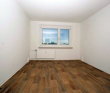 Großzügige 4-Zimmer-Wohnung mit Balkon in ruhiger, grüner Lage - Photo 1