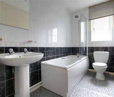 Royston Avenue, Owlthorpe, Sheffield, S20 - Photo 4