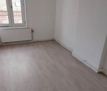 CAUDRY (59) : MAISON DE VILLE 2 CHAMBRES, BUREAU, JARDIN - Photo 6