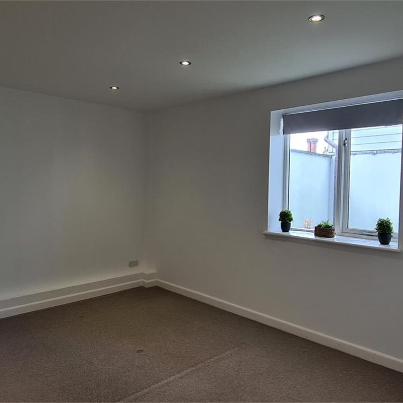 Flat 8, Lantern Court, High Street, Ely - Photo 1