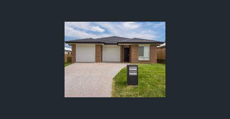 Modern 1 Bedroom Duplex - Photo 4