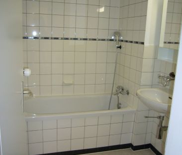1 Zimmer, 2. Stock - Photo 2