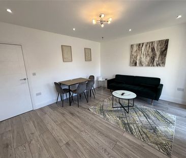 Crescent Drive, Aldershot, Hampshire, GU12 - Photo 1