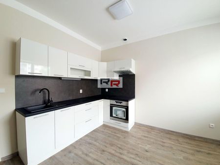 Pronájem bytu 2+kk 41 m² - Photo 2