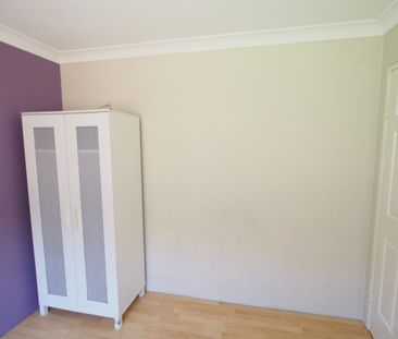 3 Bedrooms 2 storey Townhouse - Photo 2