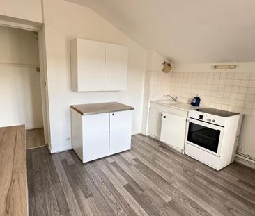 Location Appartement 2 pièces 36m² DUNIERES 43220 - Photo 2