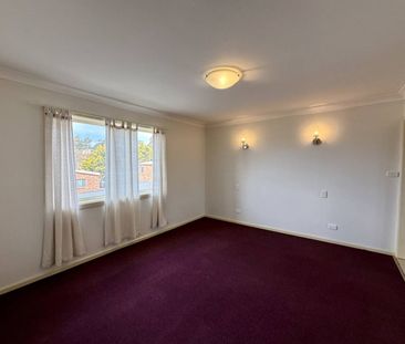4/237 Sharp Street, Cooma - Photo 3