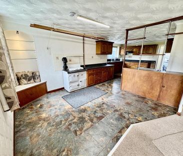 3 bedroom detached house to rent - Photo 5