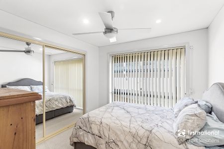 Two bedroom duplex with water views - Photo 2