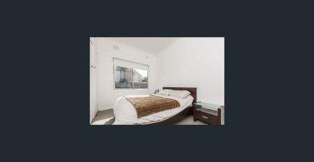 Classic Belmont Weatherboard Home - Photo 4