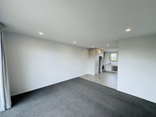 5A Malaga Crescent, Harewood - Photo 1