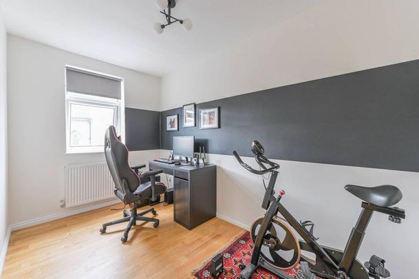 5 bedroom terraced house to rent - Photo 1