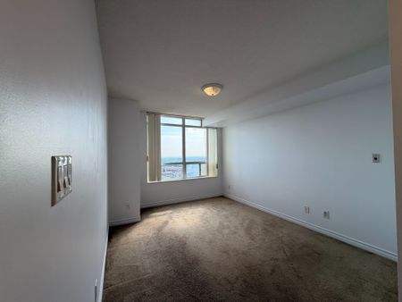 For Lease - 3880 Duke Of York Boulevard Unit# 2111, Mississauga, Ontario - Photo 5