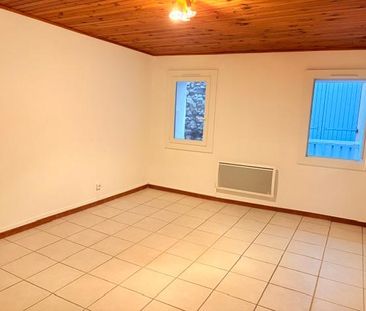 Location Appartement 2 pièces 42m² ST MAXIMIN LA STE BAUME 83470 - Photo 3