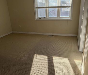 For Lease - 74 Lloyd Crescent, Brampton, Ontario - Photo 3