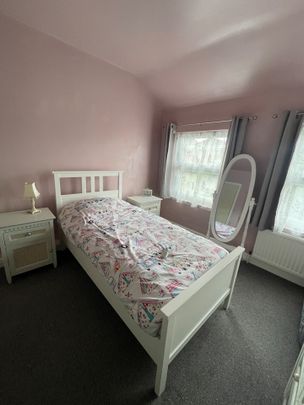 Room in a Shared House, Nottingham Road, NG7 - Photo 1