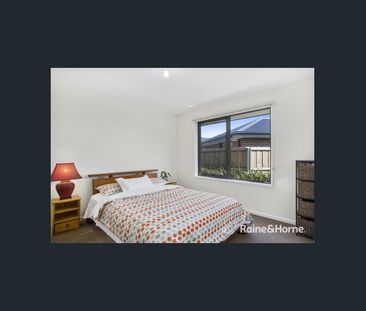 Large Modern Villa - Photo 3