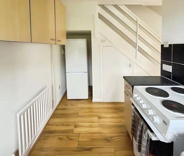 1 bedroom house to rent - Photo 2