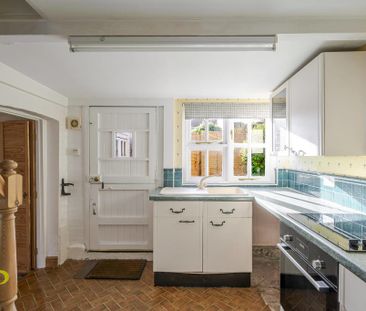 2 bedroom terraced house to rent - Photo 6