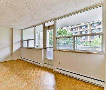 1 Bedroom - Photo 5