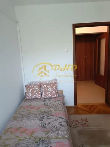 Apartament 3 camere - Bld. Independenței - Fotografie 2