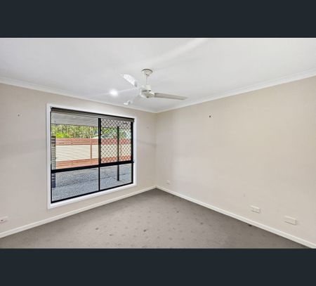 31 Parkside Drive, Beerwah, Qld 4519 - Photo 2