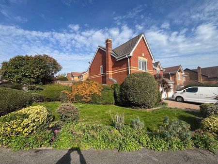 5 bedroom detached house to rent - Photo 4