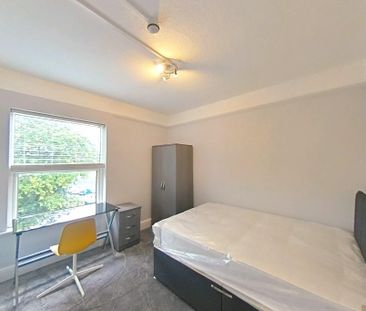 Groovy Towers, Leicester Road, Loughborough, LE11 - Photo 2