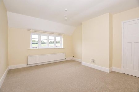 4 bedroom detached house to rent - Photo 4