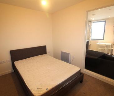 1 bedroom apartment to rent - Photo 2