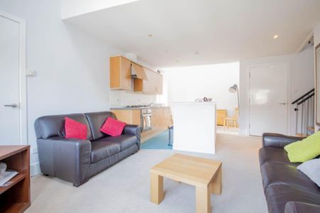 1 bedroom flat to rent - Photo 4