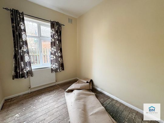 3 bedroom flat to rent - Photo 1