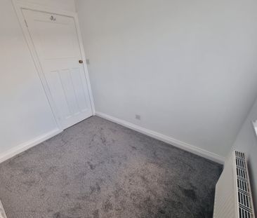 Shirley Road, Hall Green, BIRMINGHAM - Photo 5