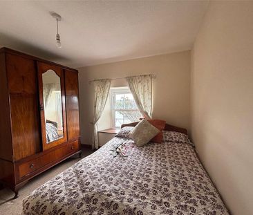 4 bedroom terraced house to rent - Photo 5