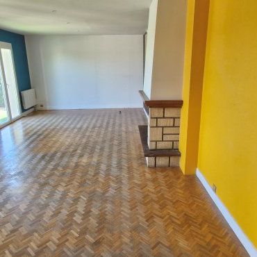 Location Maison 5 pièces 125m² - Photo 1