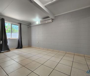 Newly Renovated Bedsitter – Perfect for Simple Living! - Photo 2