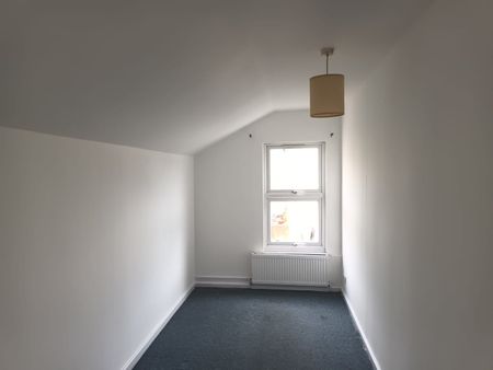 4 Bed Terraced House, Cholmeley Road, RG1 - Photo 3
