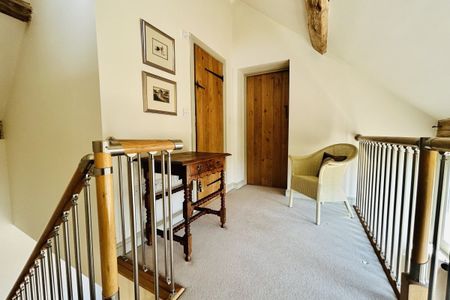 North Lane - Photo 5