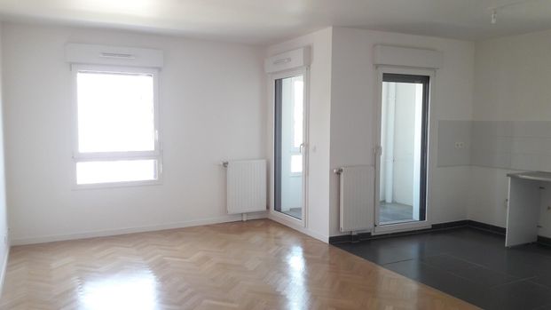 location Appartement T3 DE 65.9m² À VELIZY-VILLACOUBLAY - Photo 1