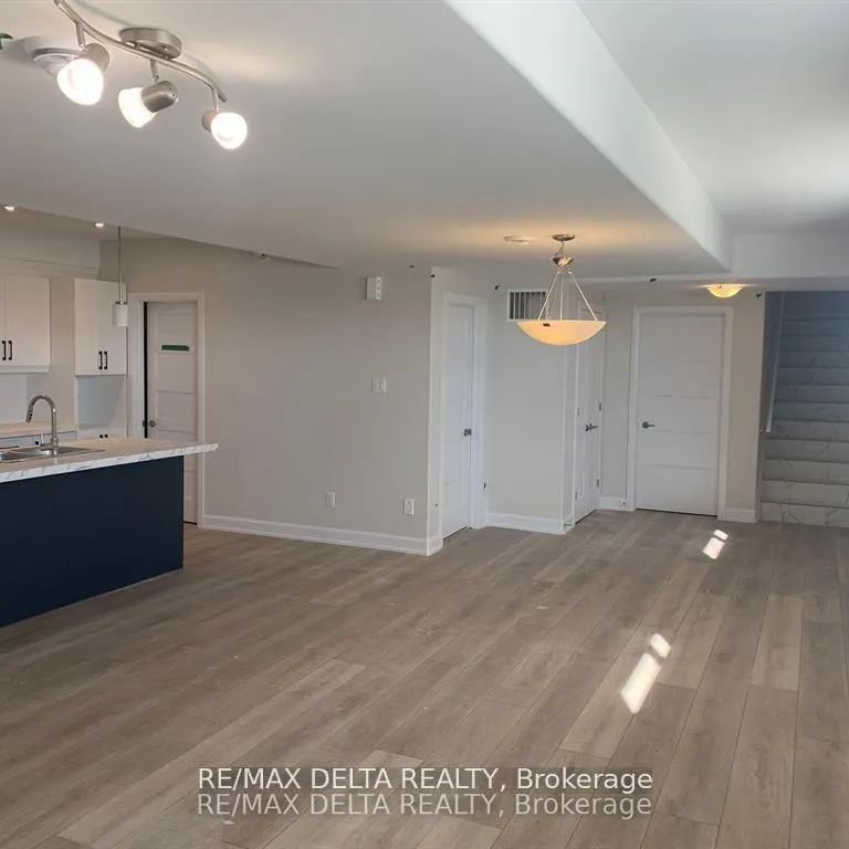 A - 928 CHABLIS CRESCENT - Photo 1