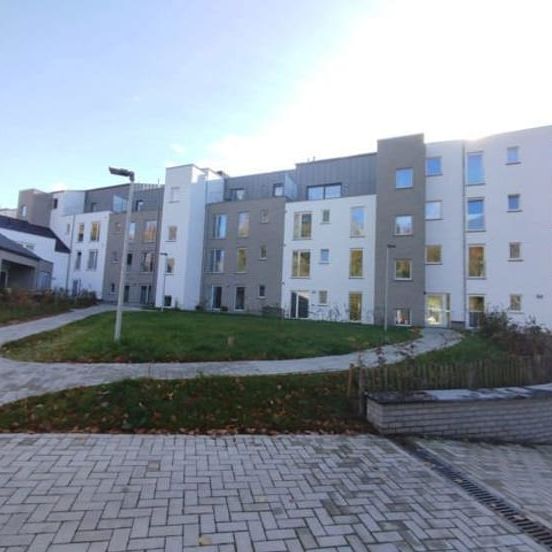 Appartement te huur - Photo 1