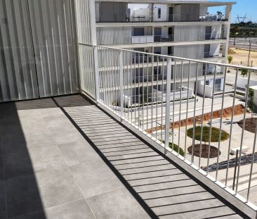 Piso de alquiler en Calle Jose Mejias Salguero, 1, Entrenúcleos - Photo 2