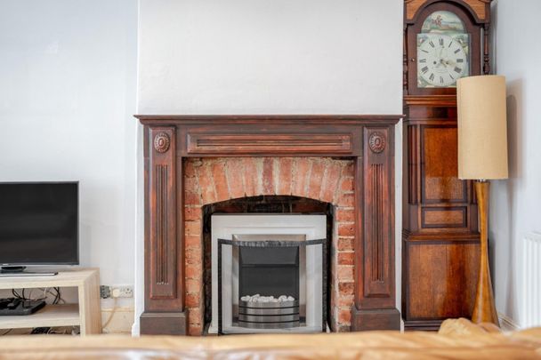 3 bedroom House To Let - Photo 1